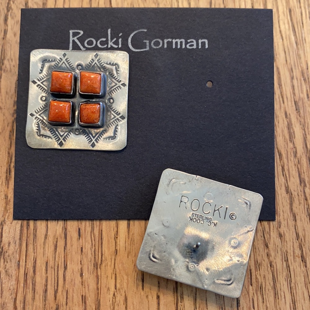 Rocki Gorman earrings - Picture 2 of 3